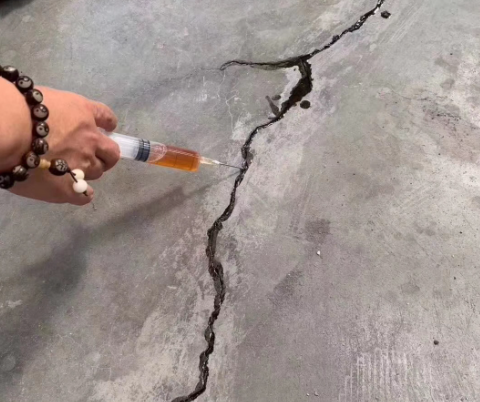 城中混凝土裂缝修补技术详解​